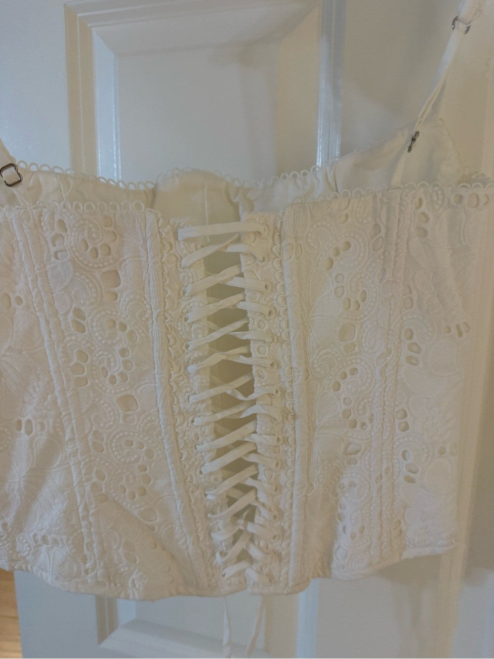 House of CB LORINA White Broderie Anglais Corset Small NWOT - Picture 4 of 8